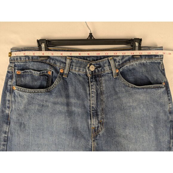 Levis Jeans Mens 36x30 Blue 505 Regular Fit Medium Wash Denim - Picture 3 of 11